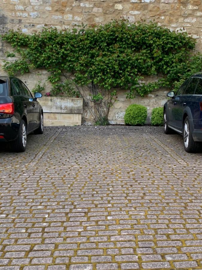 Circus Mews Townhouse:2 Beds:2 En-Suite Baths:Parking:City Centre:Quiet Area ภายนอก รูปภาพ